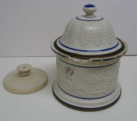 Tobacco jar