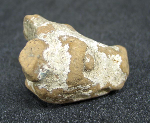 vessel attachment or head of figure with head of possible dog