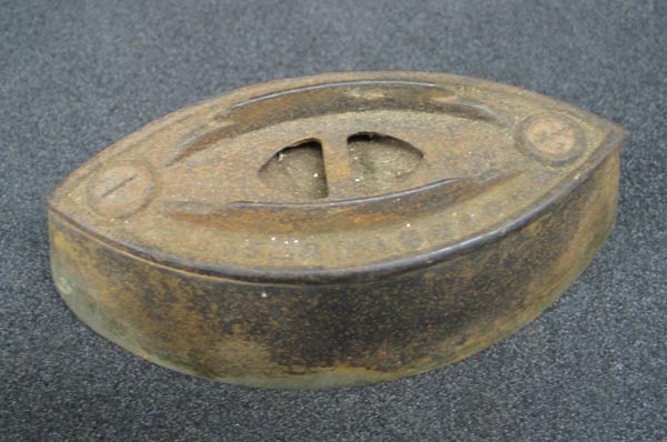 base of sad iron