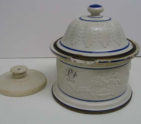 Tobacco jar