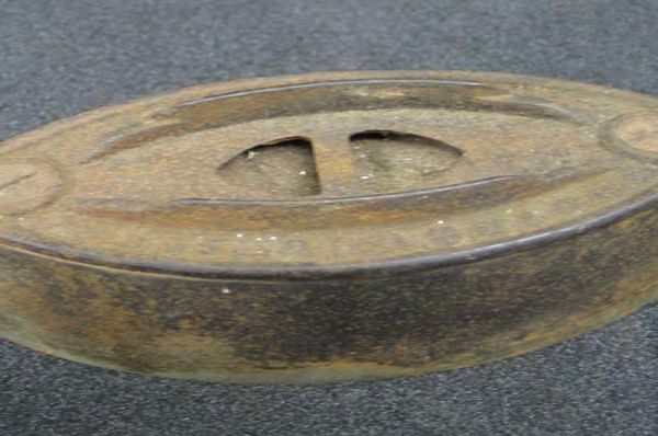base of sad iron