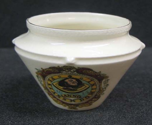 urn, souvenir ware china