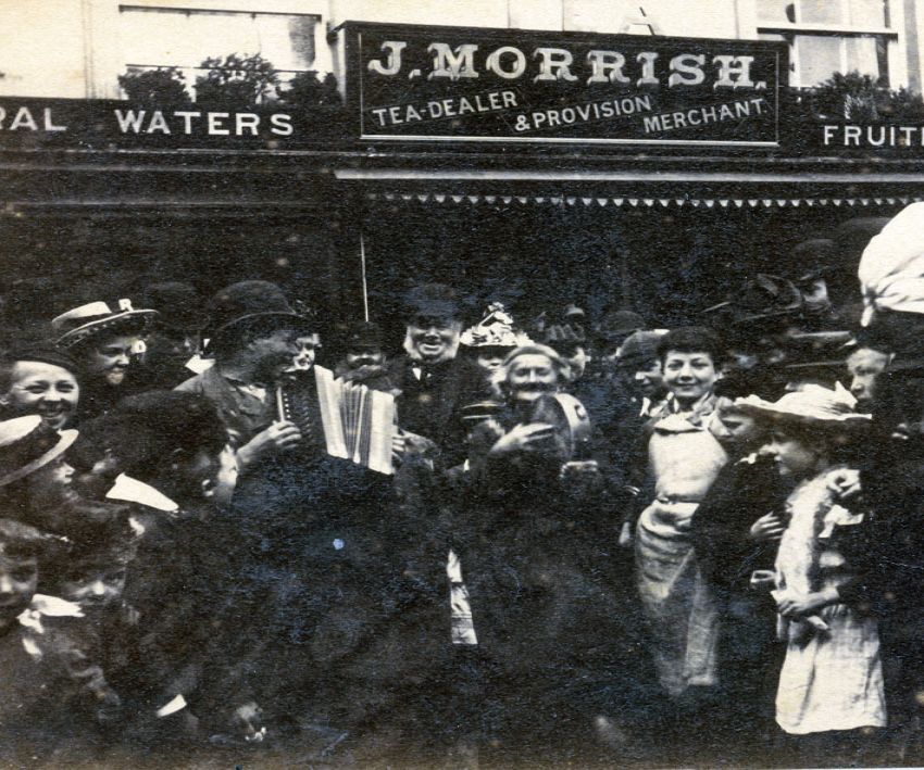 photograph album