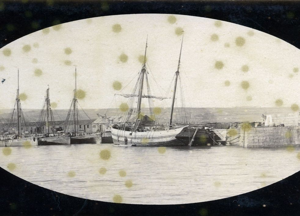 photograph album