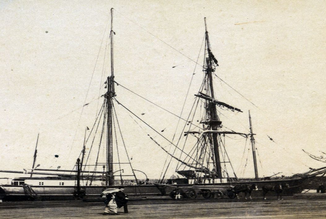 photograph album